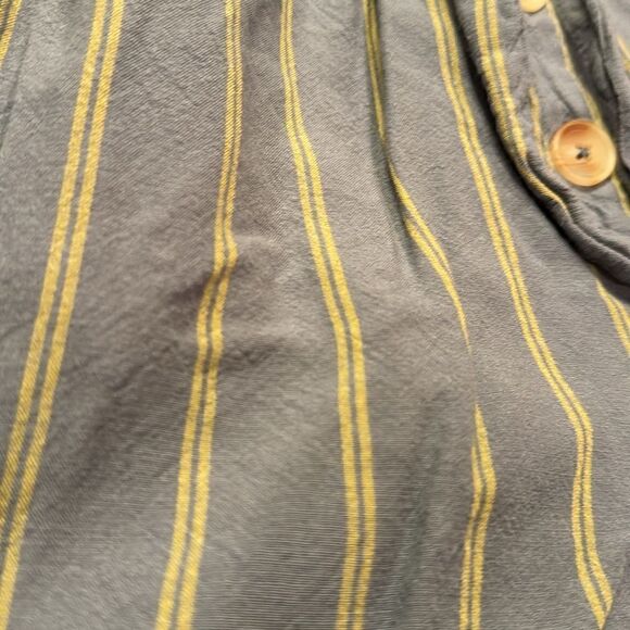 Harper Heritage Striped Balloon Shorts - Picture 2 of 5